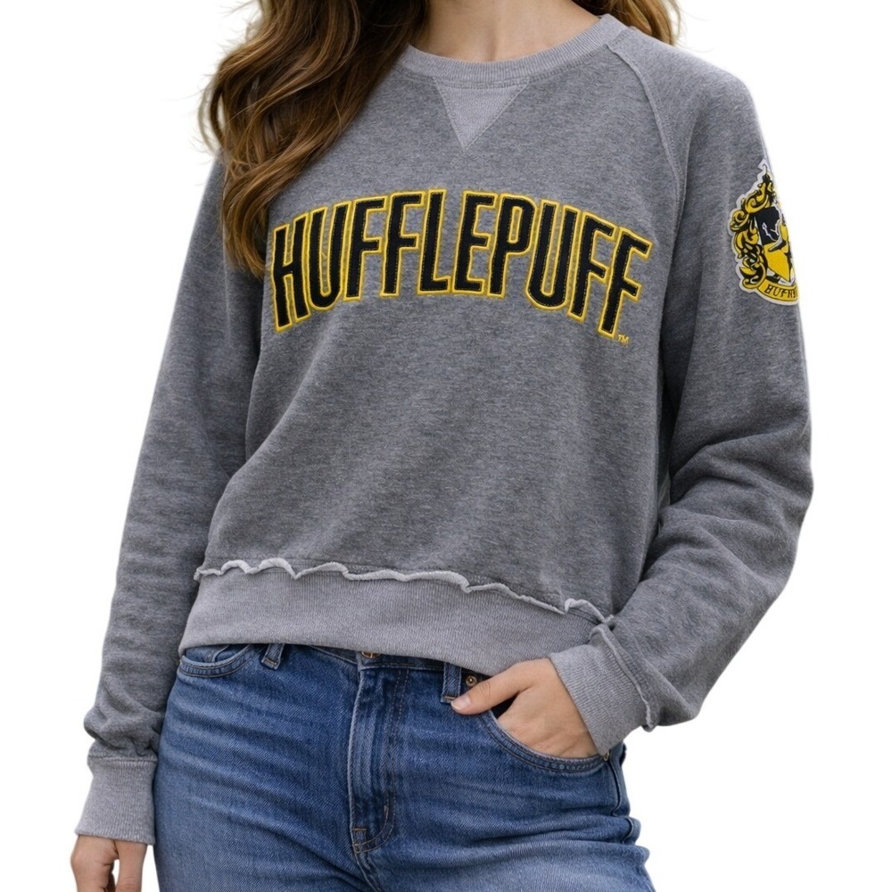 Universal Studios Harry Potter Hufflepuff Sweatshirt Women Small‎ Gray